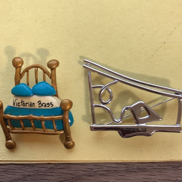 Two brooches* - Picture 2 of 4